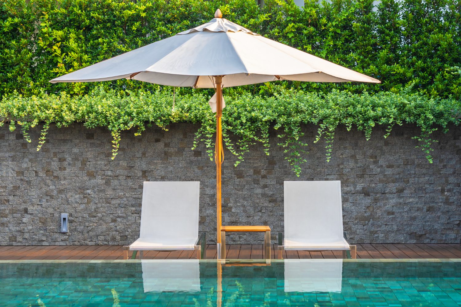 Ombrellone Da Giardino 2,7 M Verde - UV Protector, Inclinabile Con Manovella, Per Terrazza E Prato